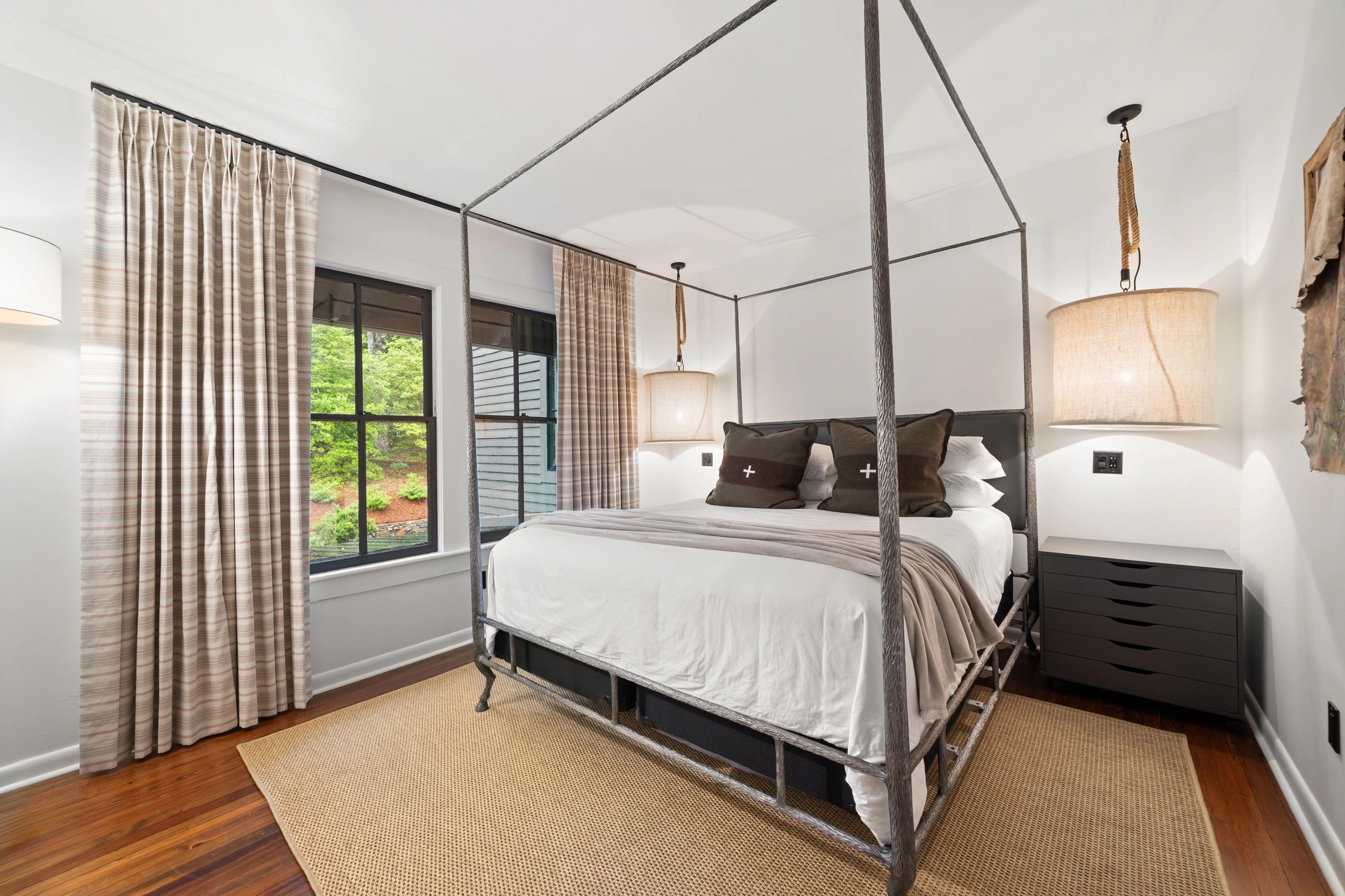 Suite 205 interior